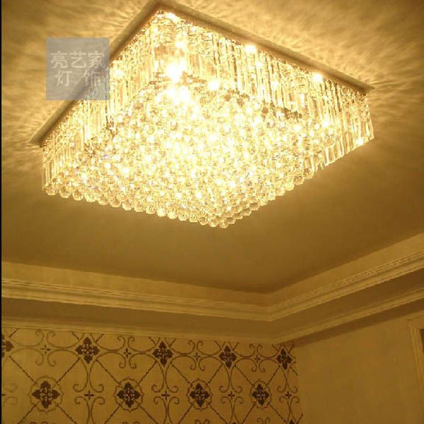 豪华客厅水晶灯
