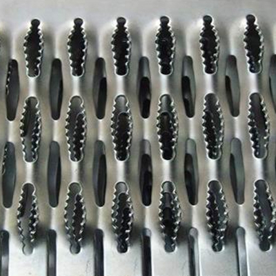 乔森防滑板 楼梯车梯脚踏板 冲孔防滑板厂家