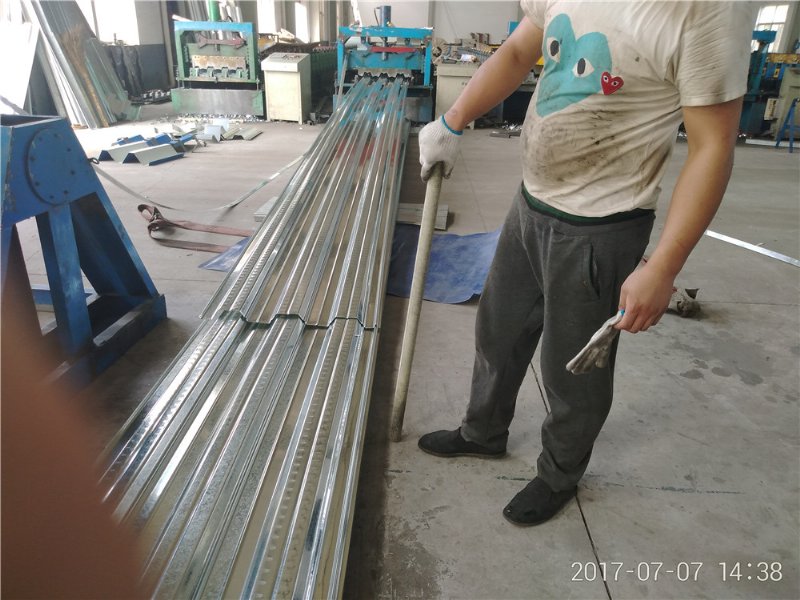 YX51-250-750 ѹ�͸ְ�750��