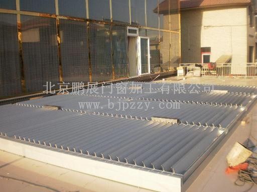 鹏展系列铝合金通风,遮阳百叶窗