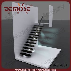 õ¥ DMS-4004