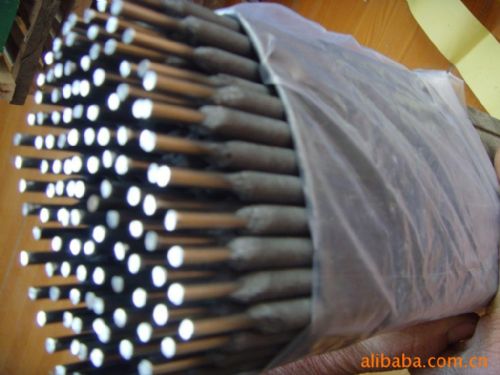 CH.D910型耐磨焊条 堆焊电焊条