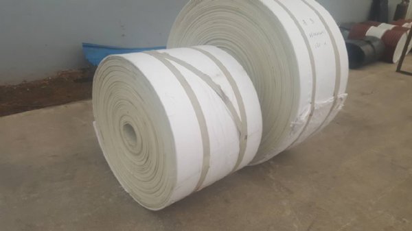 白色橡胶输送带白色皮带