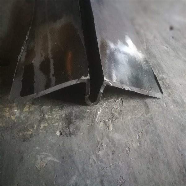 内装可卸式止水带