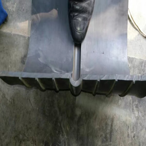 渡槽u型橡胶伸缩缝条