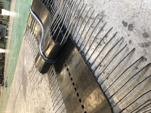 植入式桥面连续伸缩缝