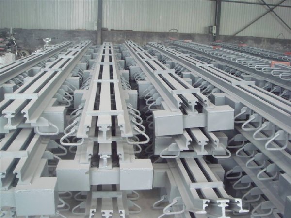 桥梁伸缩缝GQF40