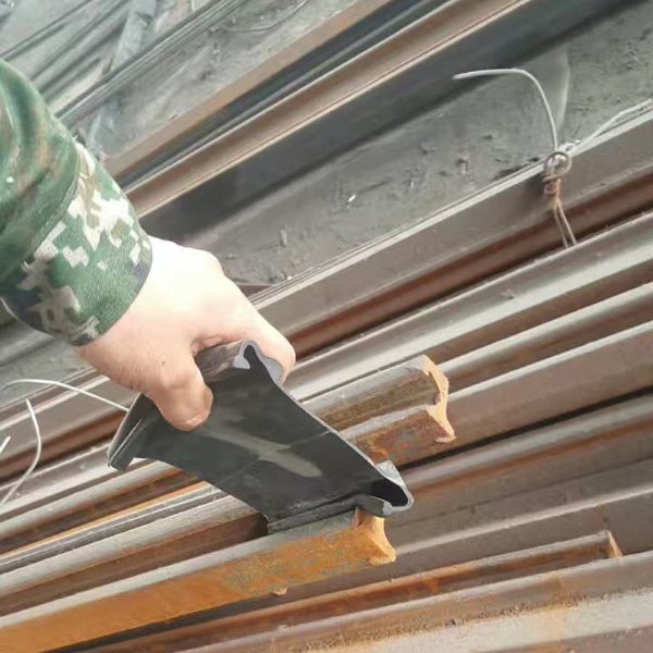 桥面伸缩缝橡胶怎么安装