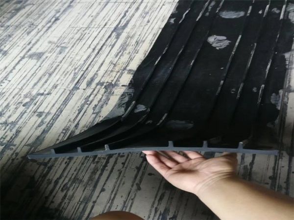 地库橡胶止水带