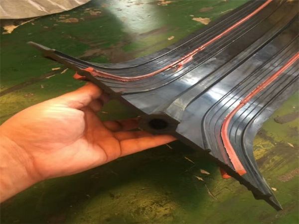 隧道中埋式橡胶止水带