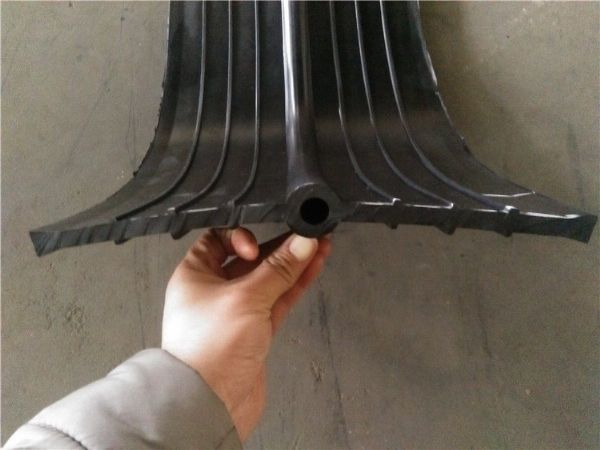 桩头橡胶止水带