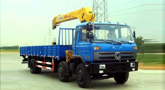 喀什鲁宁随车起重机随车吊