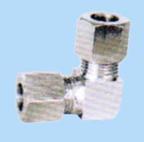 卡套PV直角接头