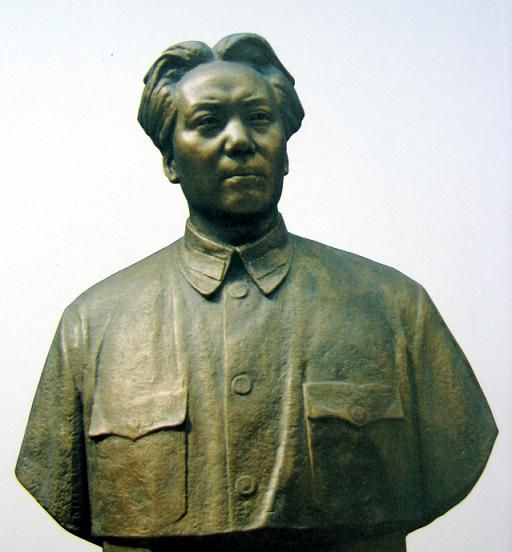 石雕毛主席像