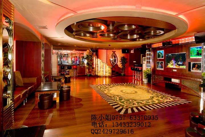 供应别墅不锈钢吊顶.不锈钢灯罩吊顶