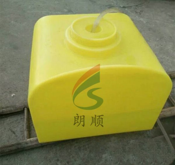 植保机械加药箱