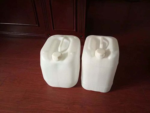 ɫͰ