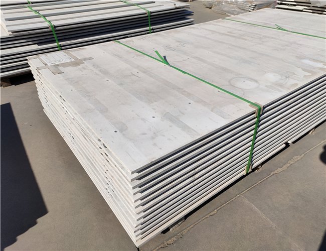 免拆模板的出厂规格