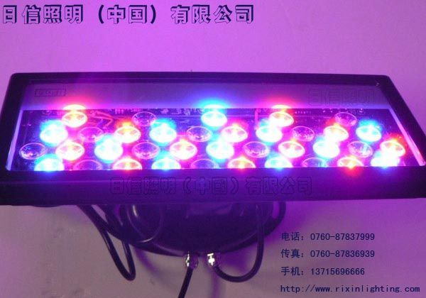 LEDͶ