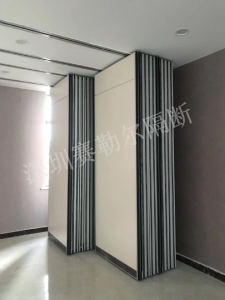 惠州会议室活动屏风供应 易损配件两年包换