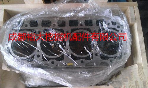 供应大宇225-7挖掘机缸体