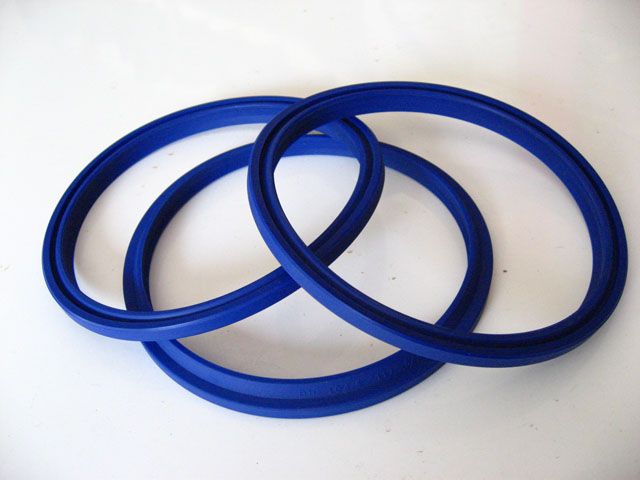 液压无骨架油封