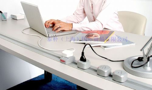 EUBIQ-高端办公桌智能插座