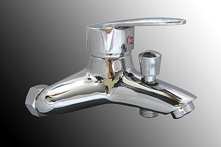 江苏贵妃三联浴缸龙头