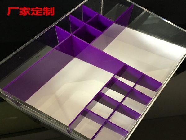 л͸չʾ