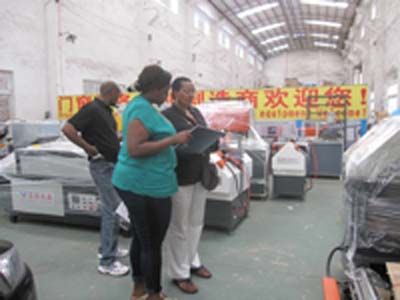 铝塑型材端面铣床