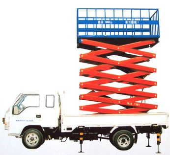 车载式升降机