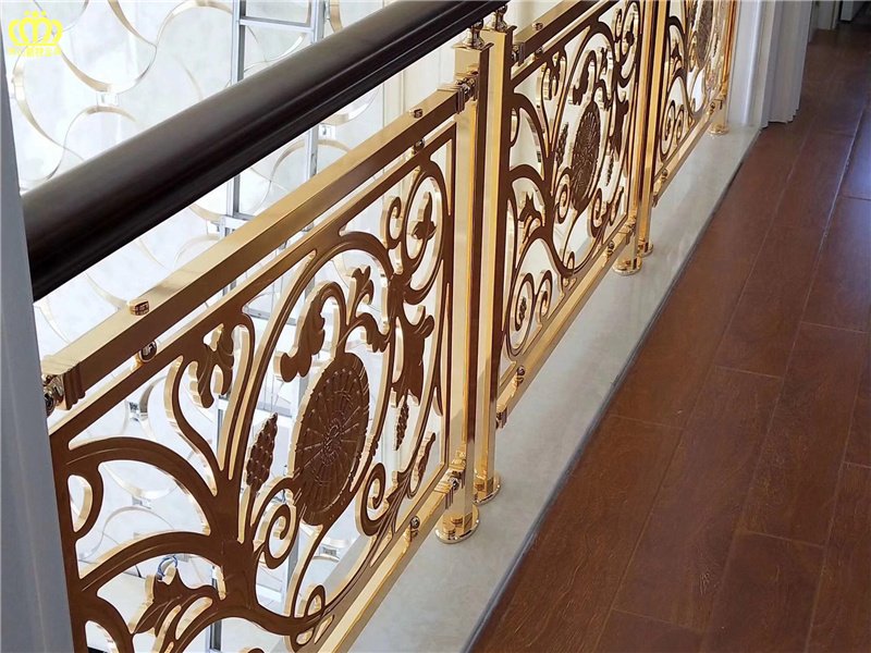 邯郸复式别墅铜板雕花护栏楼梯栏杆加高设计