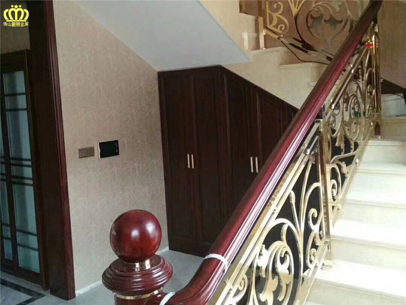 新款玫瑰金铜栏杆 别墅弧形楼梯铜镶花扶手坚固耐用